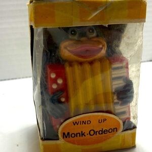 ⚡️Monkey playing music wind up⚡️